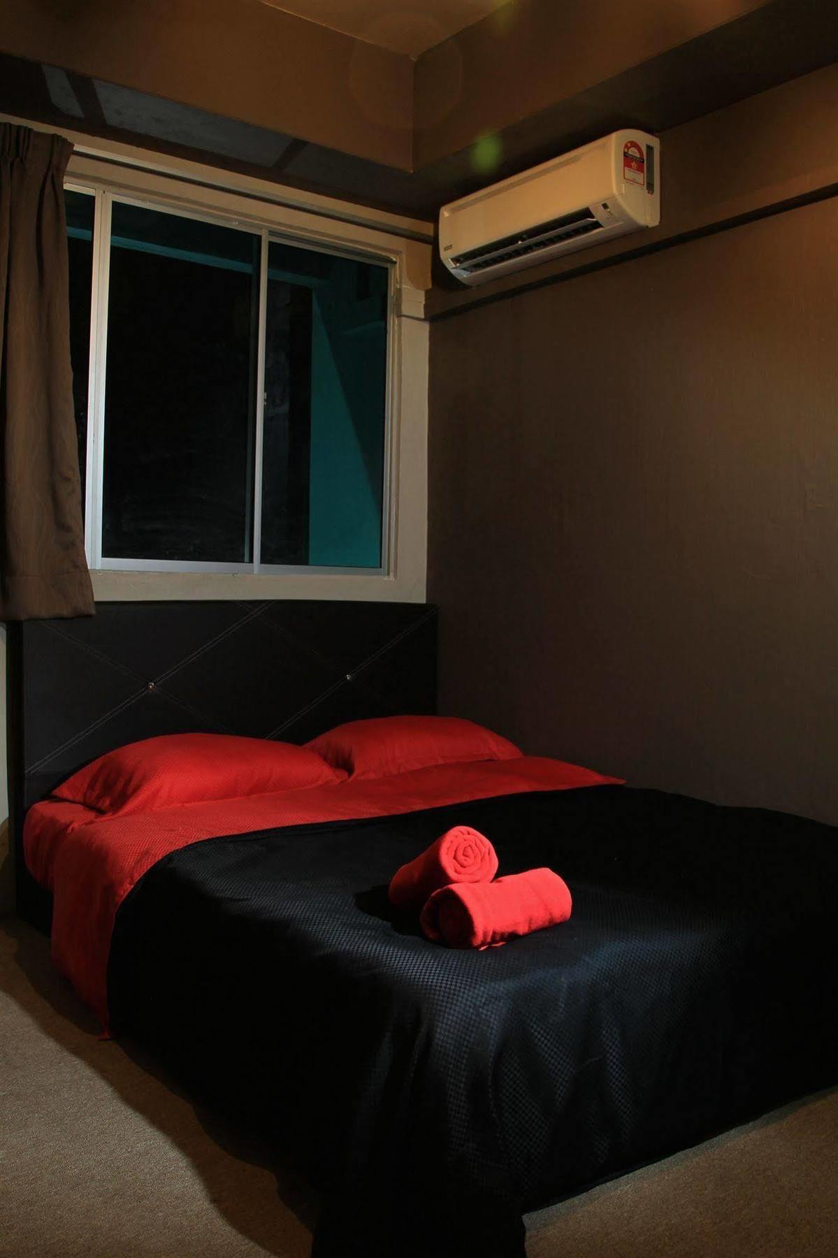 The Room @ Zishi Kota Bharu Extérieur photo
